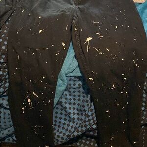 Men’s splatter pants